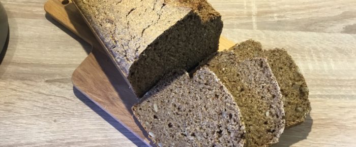 Vollkorn-Dinkel-Brot mit Schwarzbier