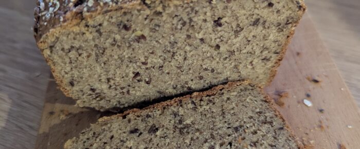 Buchweizen-Haferflocken-Brot